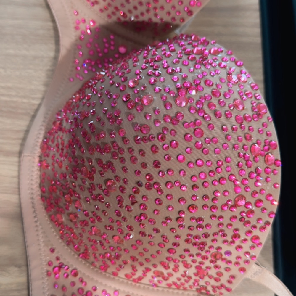 Take Me To Paris luxury Bra - Picture 6 of 6